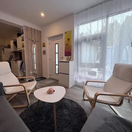 Zwischen Wald Und Wasser Mit Grossem Wasserbett & E-kamin Apartment *