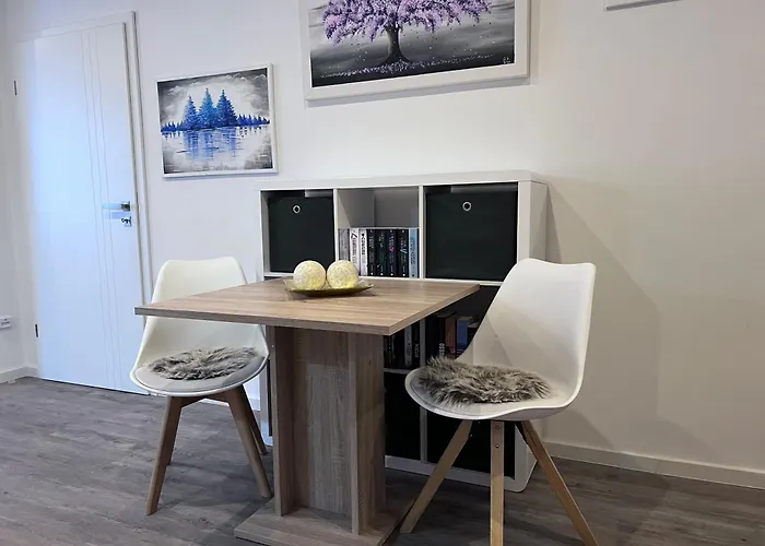 Apartamento Zwischen Wald Und Wasser Mit Grossem Wasserbett & E-kamin Berlín