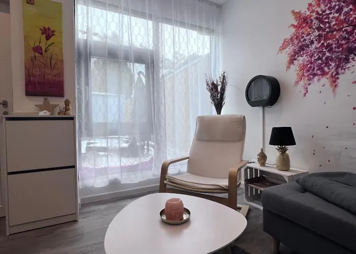 Apartamento Zwischen Wald Und Wasser Mit Grossem Wasserbett & E-kamin