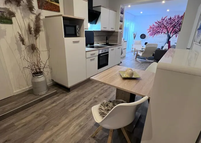 Apartment Zwischen Wald Und Wasser Mit Grossem Wasserbett & E-kamin