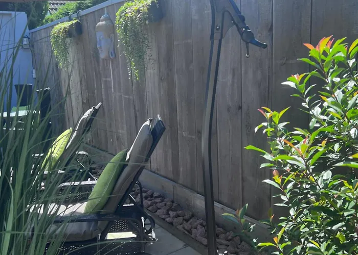 Zwischen Wald Und Wasser Mit Grossem Wasserbett & E-kamin *