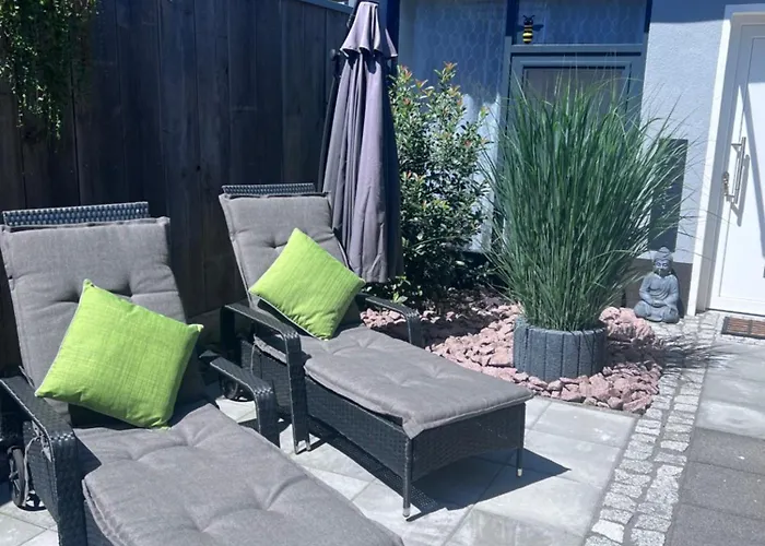 Lägenhet Zwischen Wald Und Wasser Mit Grossem Wasserbett & E-kamin Berlin